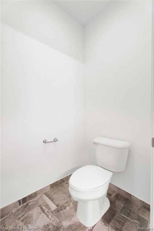 Building Photo - 431 S Eton St