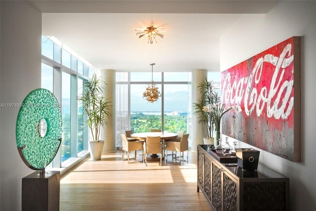 Building Photo - 2901 Collins Ave