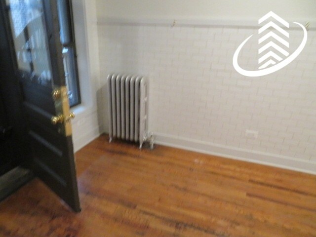 Building Photo - 845-55 W Agatite
