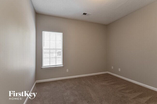 Building Photo - 10178 Rathmore Dr