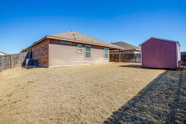 Building Photo - Amazing 4 Bed, 2 Bath in the Highly Desired Villages-Eagle Mountain- 76179- Eagle Mountain/Sagina...