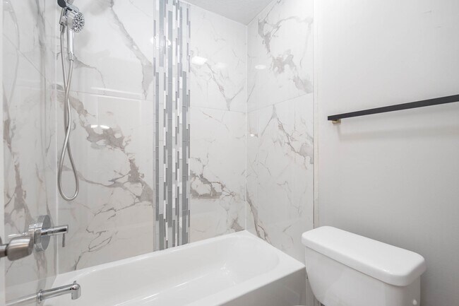Building Photo - 3430 W Creek Club Dr