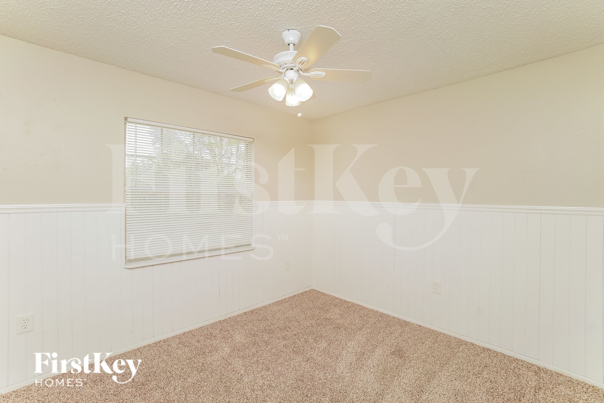 Building Photo - 3753 Willow Wisp Dr N