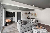 Cafe - Castlewood Apartments