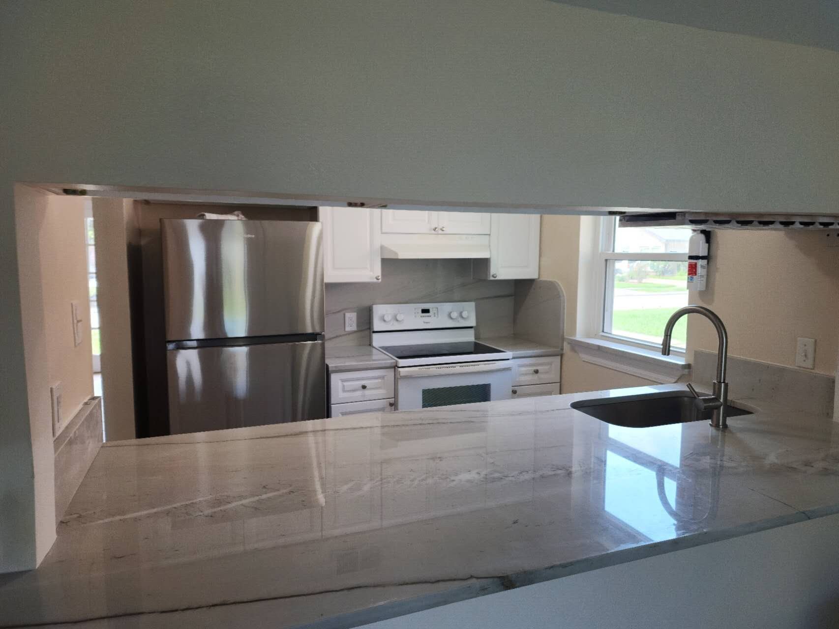 Building Photo - 3731 Bunker Hill Dr