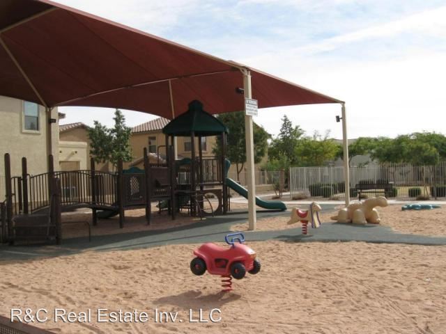 Building Photo - 21117 E Stonecrest Dr