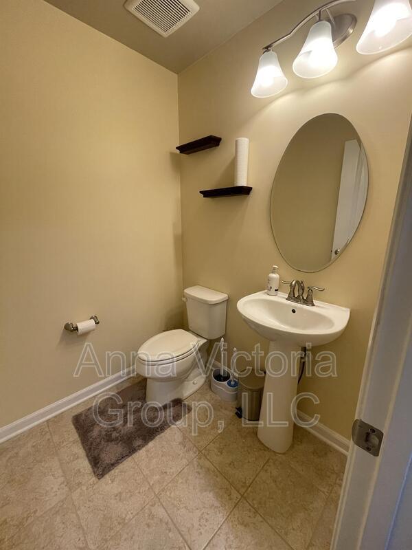 Building Photo - 10502 Galena Ln