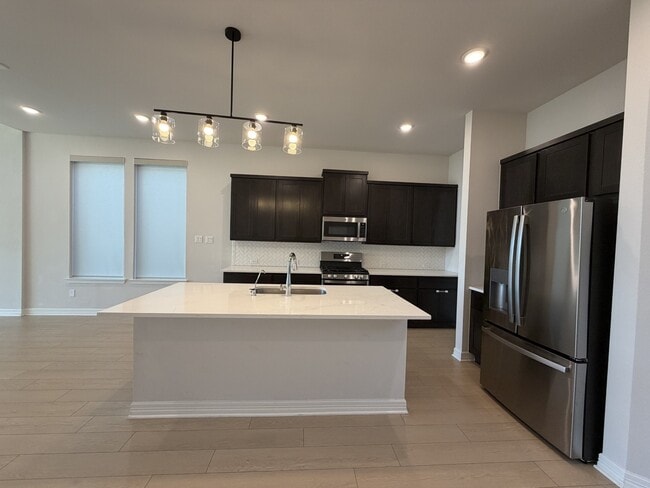 Building Photo - 368 Mallorn Ln