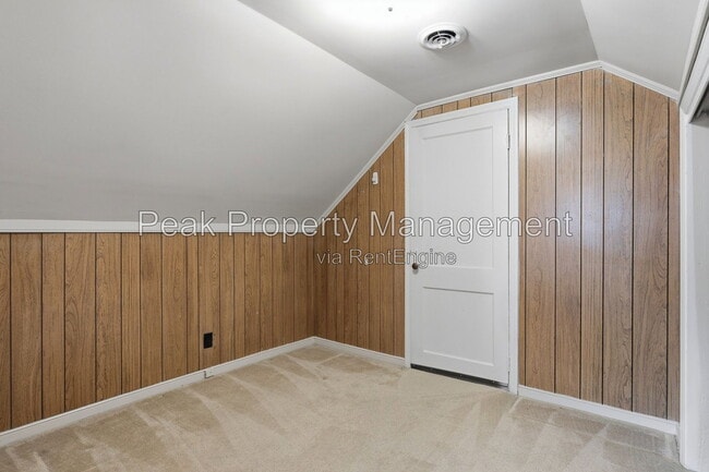 Building Photo - 6410 Morningside Dr