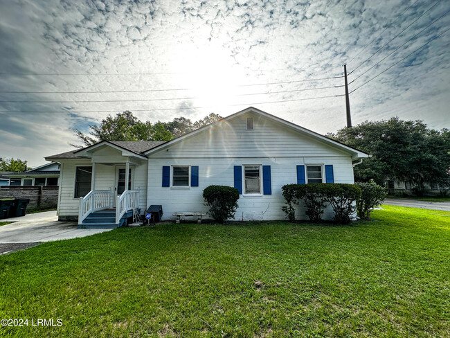 Building Photo - 1403 Greene St