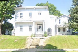 Building Photo - 27 Clinton Ave