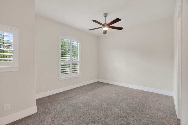 Building Photo - 79 N Curly Willow Cir