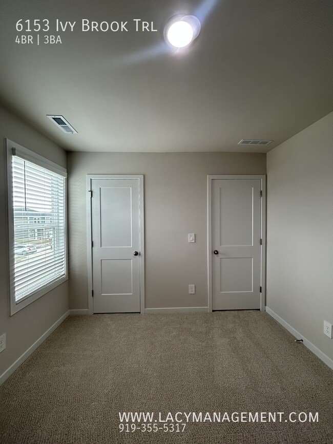 Building Photo - 6153 Ivy Brk Trl