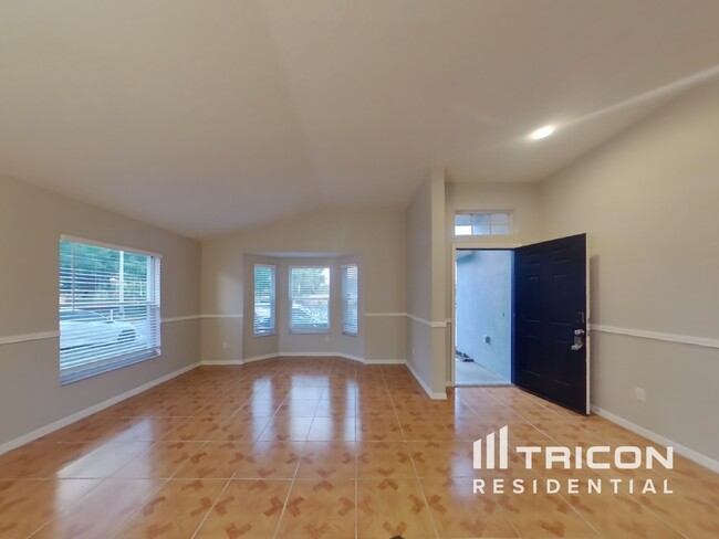 Building Photo - 11724 S Stone Ln