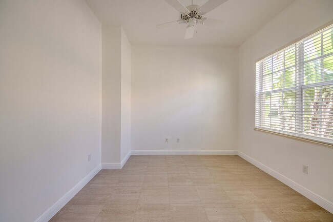 Building Photo - 14021 Bently Cir