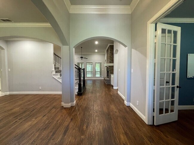Building Photo - 7380 Granville Dr