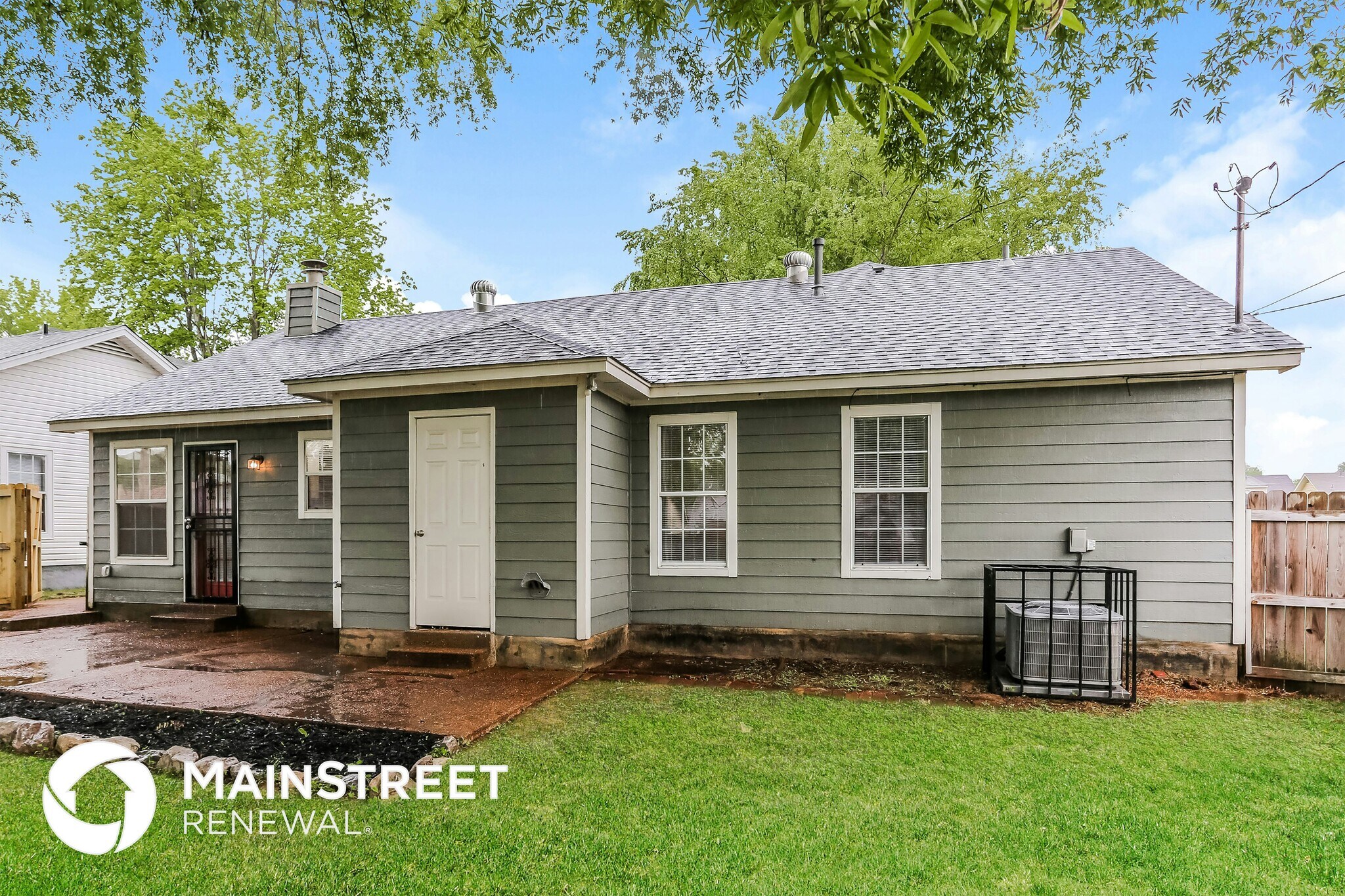 Building Photo - 5963 Cuspidon Cove