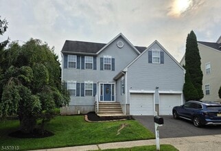 Building Photo - 36 Wexford Way