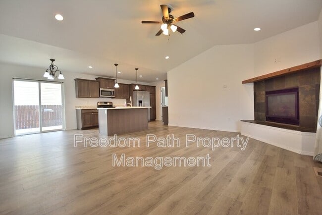 Building Photo - 316 Ashlin Ct