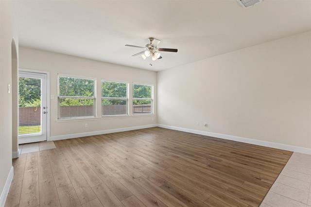 Building Photo - 7822 Cottonwood Dr