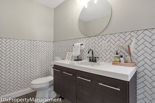 Building Photo - 564 Kimball Pl