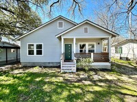 Building Photo - Charming 2-Bed, 2-Bath Home with Office & ...