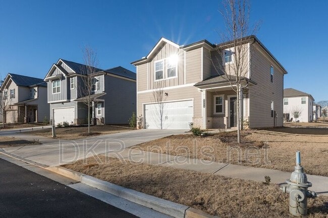 Building Photo - 724 Warm Rays Wy