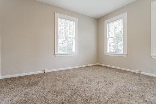 Building Photo - Charming 2 Bedroom in Phenix City!