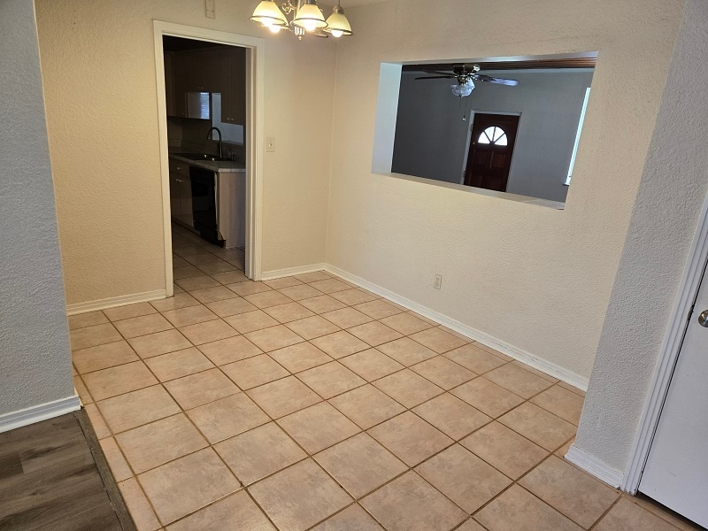 Dining Room - 803 N Gomez Ave