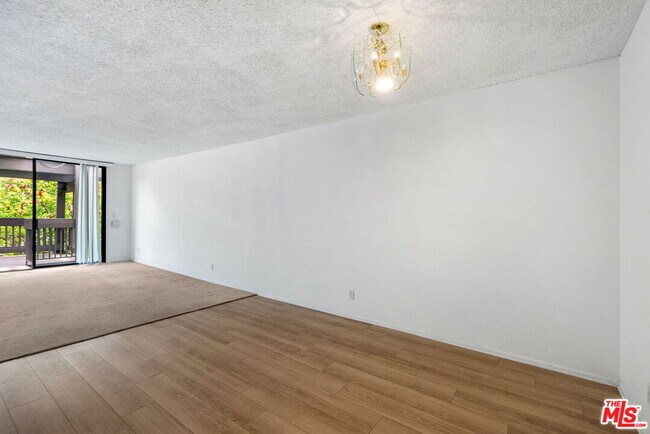 Building Photo - 7742 Redlands St