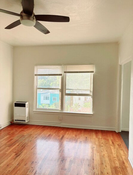 Primary Photo - 1845 N Gramercy Pl