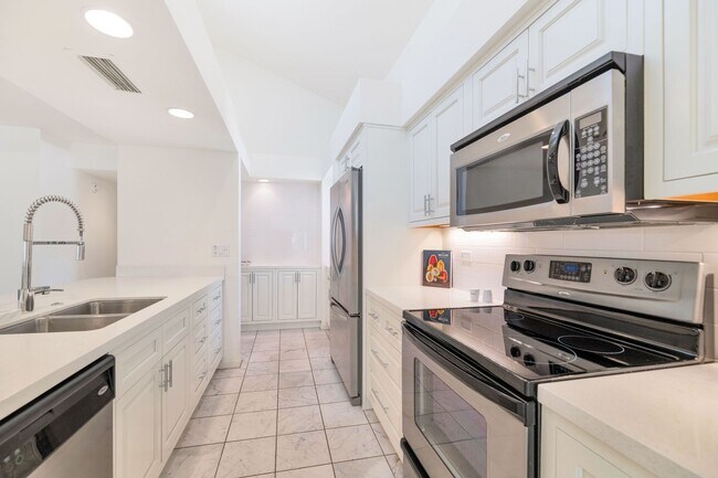 Building Photo - Rates Vary: $4,995 - $7,495