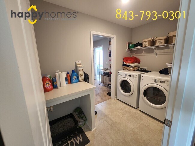 Building Photo - Beautiful 3/2.5 home located in Summerville and won't last long!