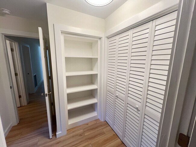 Building Photo - Pet Friendly, Remodeled Home in North Myrtle Beach! Three bedrooms, Available NOW!