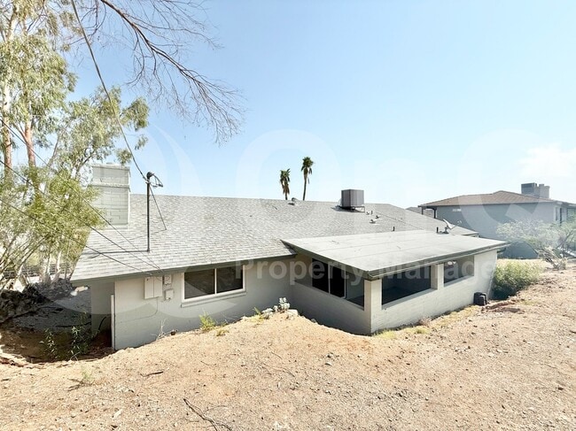 Building Photo - 1701 E Camino del Santo