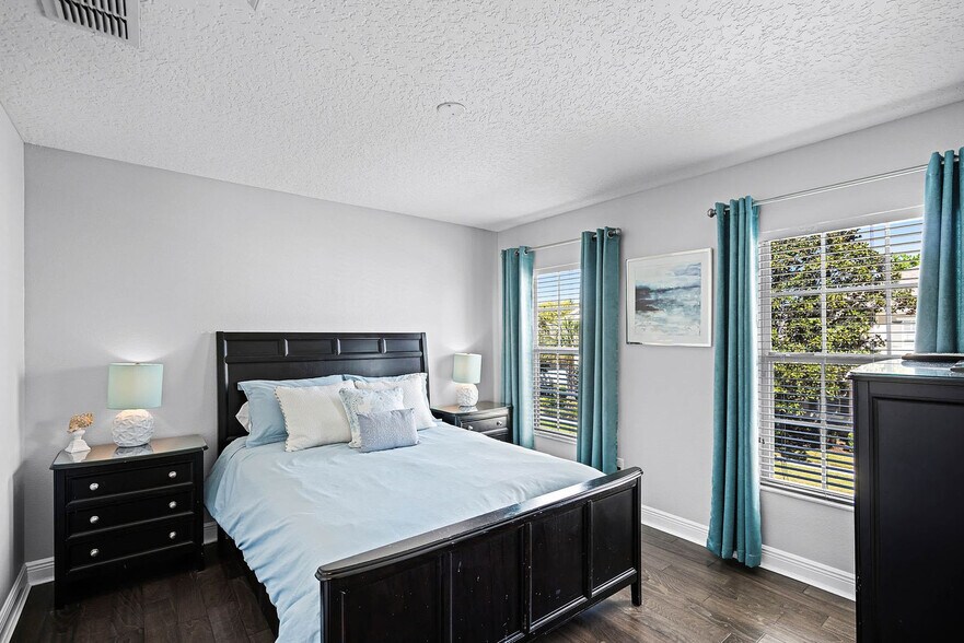 Building Photo - 7412 Soiree Way
