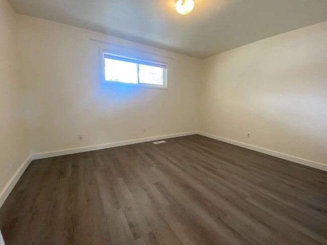 Building Photo - Charming 2-Bed Duplex Retreat in Bellingha...