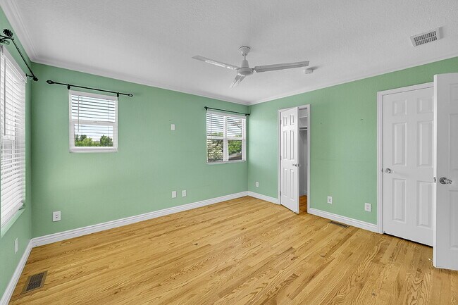 Building Photo - $3,000.00 - 3 Beds, 2.5 Baths Single Famil...
