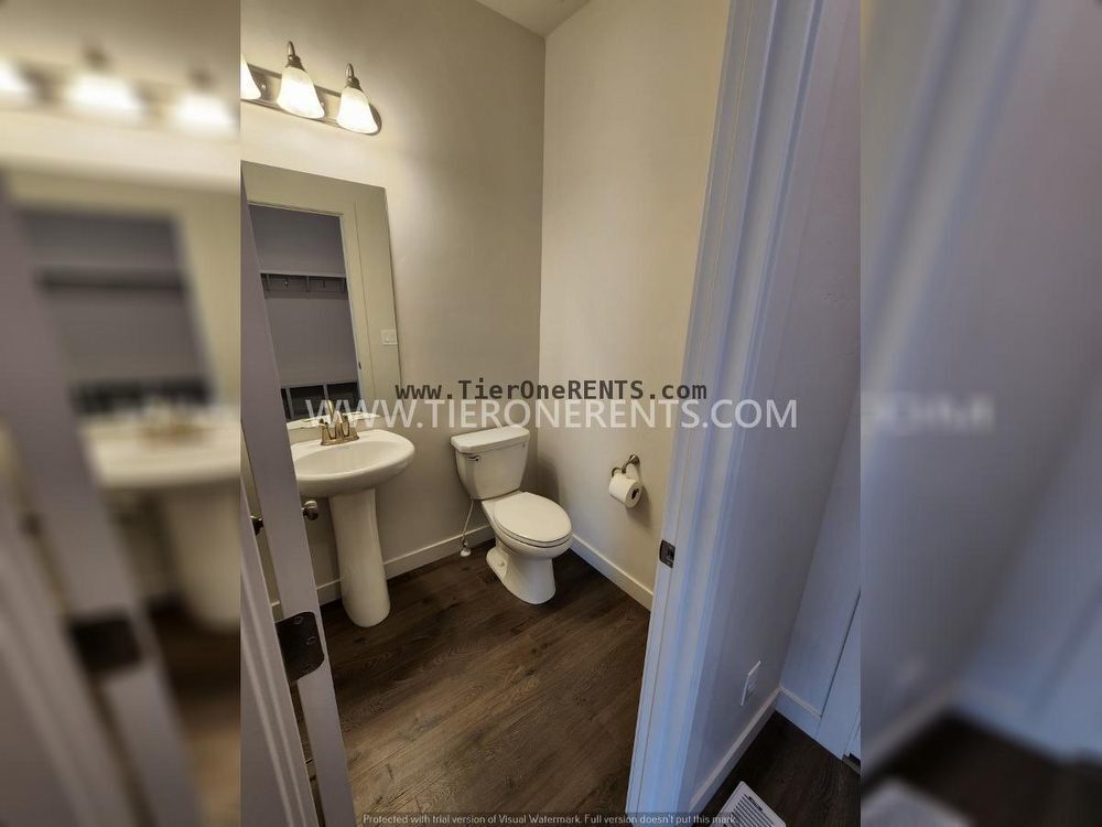 Building Photo - This property offers a NO DEPOSIT option available for qualified renters!