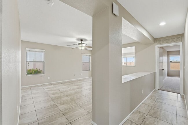 Building Photo - Quiet Cul-De-Sac Living in the Heart of Chandler