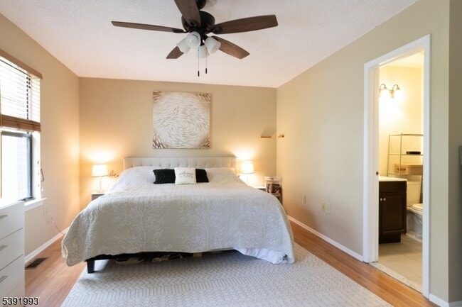 Building Photo - 242 Penns Way