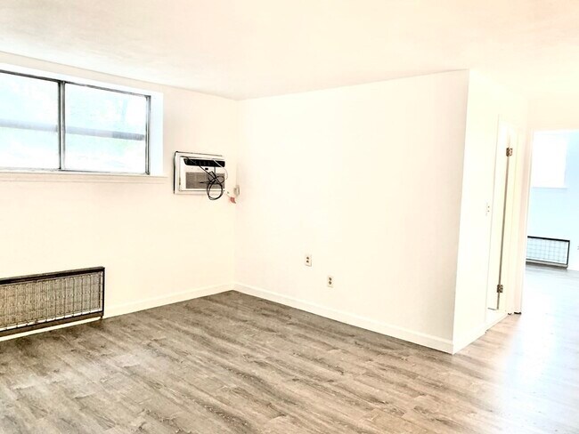 Building Photo - 395 Revere Beach Pkwy