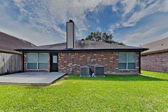 Building Photo - 18918 Cypresswood Forest Ct