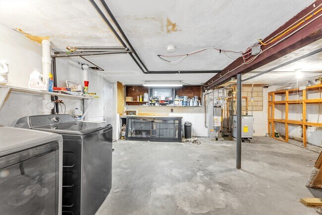 Building Photo - 153 Stimson St