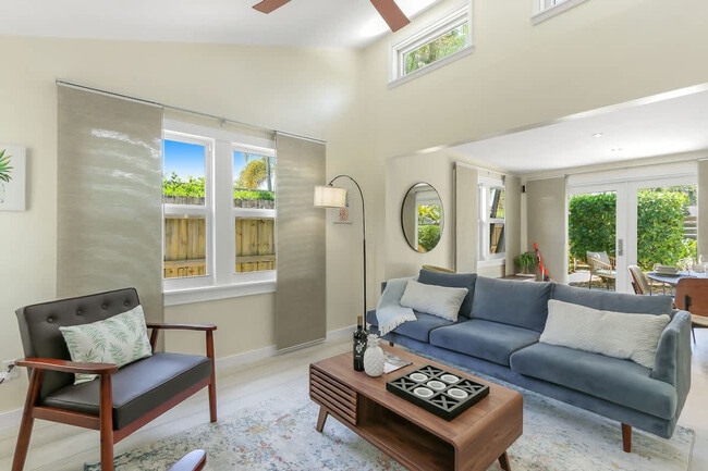 Building Photo - 1449 NE 23rd St