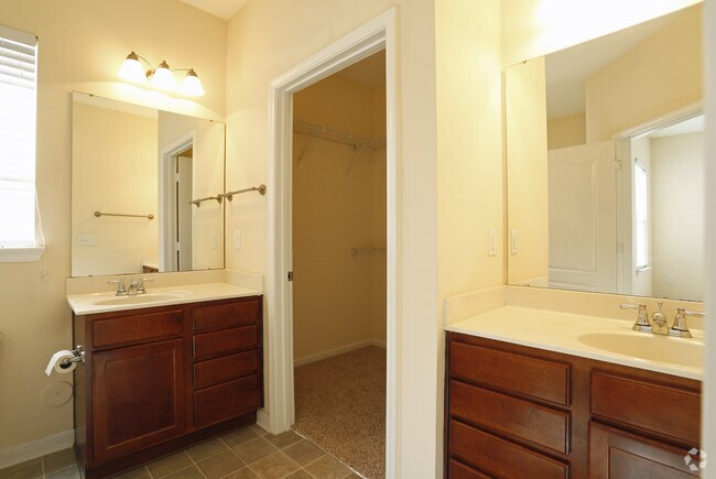 Liberty Pointe Apartments Jacksonville, NC Apartment