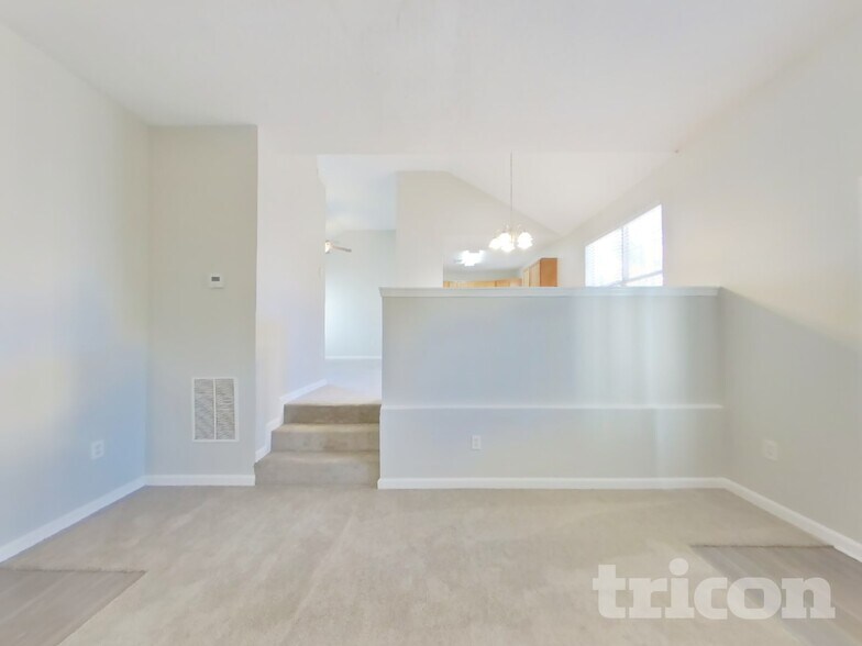 Building Photo - 6030 Crooked Creek Dr.