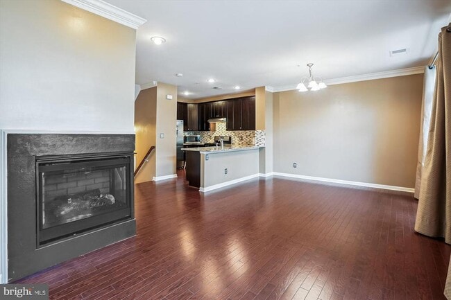Building Photo - 12789 Lotte Dr