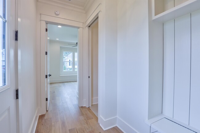 Building Photo - 4425 Grace Pk Trl