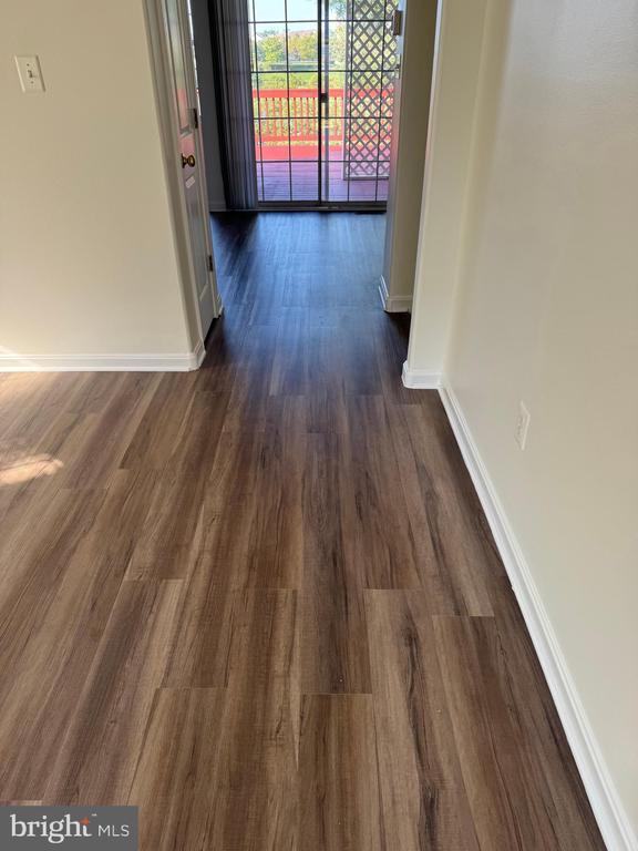 Building Photo - 21105 Mossy Glen Terrace